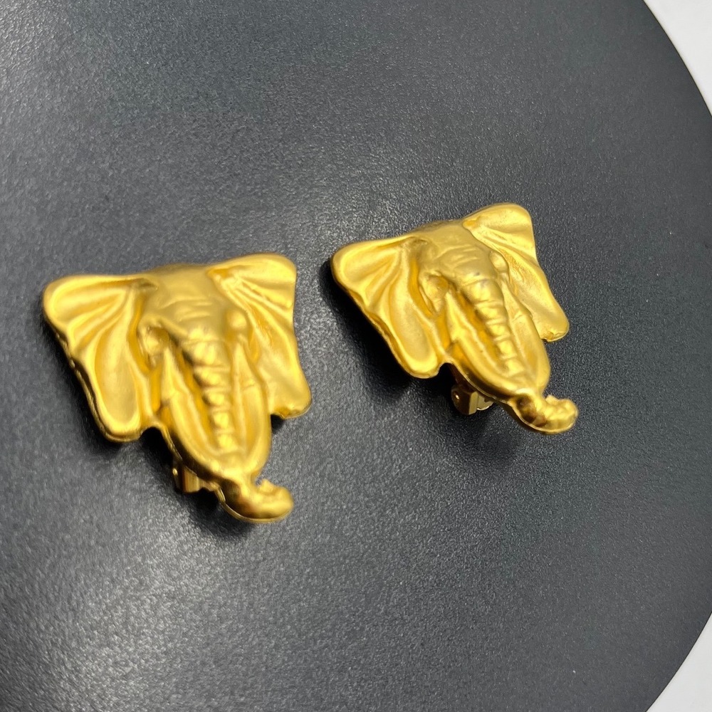 Elephant Figural 3D Safari Good Luck Majesty Gold Statement Clip on Earring‎
